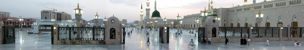 Aksam vaktinde Harem ~ Time of nightfall in Al Madinah Al Munawwarah